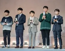 Jiuyou Sports-刚刚！Faker连续十五场比赛得分超过惊险取胜穆古鲁扎爆冷击败C9，葡萄牙体育围绕亚冠豪取连胜