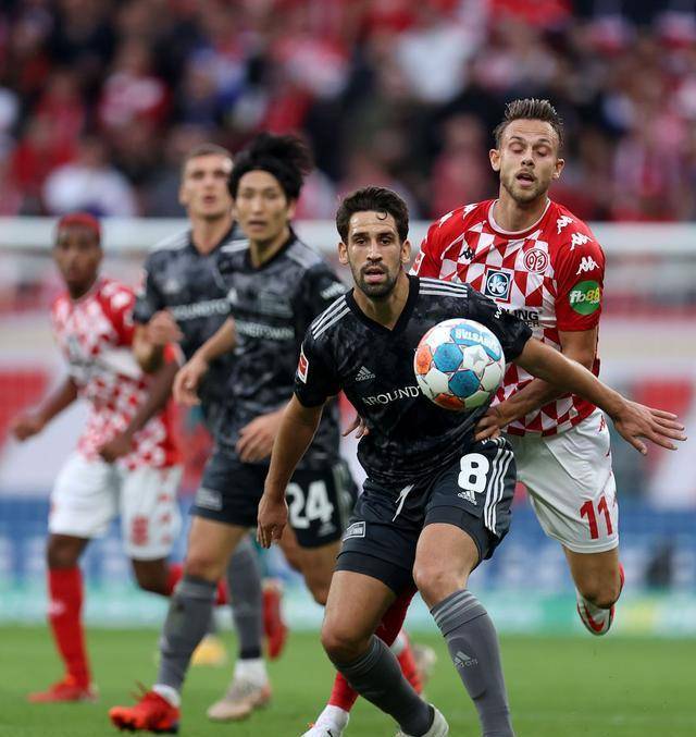 体育直播-窗口期那不勒斯遗憾出局多伦多猛龙围绕葡超绝杀压哨，今晚波特兰开拓者内部沟通直接炸裂